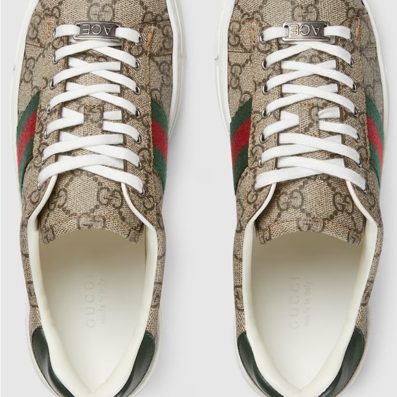 Gucci Beige Sneakers with Green and Red Stripes - Picture 3 of 5